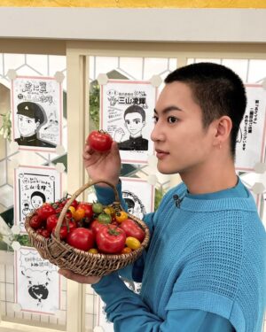 Ryoki Miyama Instagram - #あさイチ
ご覧頂きありがとうございましたあ！
料理に挑戦して狂言にもふれて、朝から活発的にさせてもらいました笑  とにかく全力www
トマト餃子もなんとかね、いけたよね笑🥟🍅 美味しかったあああぁ

 #NHK
 #三山凌輝