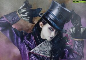 Ryosuke Miura Instagram - ・
バルテルミーを演じます。
『SaGa THE STAGE〜再生の絆〜』

世界観監修・脚本原案：河津秋敏（株式会社スクウェア・エニックス）

脚本・演出：とちぼり木（株式会社スクウェア・エニックス）

音楽：伊藤賢治

日程：
東京公演　2024年2月22日(木)～2月25日(日)　サンシャイン劇場
大阪公演　2024年2月29日(木)～3月3日(日)　サンケイホールブリーゼ
※公演時間等の詳細は公式サイトをご覧ください

キャスト：
ポルカ・リン・ウッド　松田 凌

リズ・リン・ウッド　高槻かなこ
ジョセフィン・リン・ウッド　七瀬恋彩
バートランド・リン・ウッド　岸本勇太

新田健太
原武昭彦
伊澤彩織
石橋直也
御寺ゆき
大平峻也

土屋アンナ
三浦涼介

中村誠治郎
平山佳延
阿見201
川田　祐
和合真一
宮崎あみさ

佐藤アツヒロ

及川崇治／湯田昌次／片田ミチル／岡本麻海／松野咲紀／松藤拓也／久保田浩介／望月祐治

チケット：全席指定・税込
特典S席12,800円／S席10,800円／A席8,800円
※特典は観劇当日会場にて引換え
※特典S席の公演当日販売はございません

◆スクウェア・エニックス e-STORE先行：2023年6月1日(木)19:30～8月6日(日)23:59
※e-STORE先行は特典S席／S席のみ販売
◆一般発売日：2023年11月（予定）

＜お問い合わせ＞
チケットに関するお問い合わせ　Mitt　TEL: 03-6265-3201 (平日12:00～17:00)
公演に関するお問い合わせ　BSフジイベントお問い合わせ： event@bsfuji.co.jp

公式HP：　https://sagastage.jp/reuniverse/

公式twitter：　@SaGa_THE_STAGE
公式Instagram：　saga_the_stage

主催：SaGa THE STAGE 製作委員会