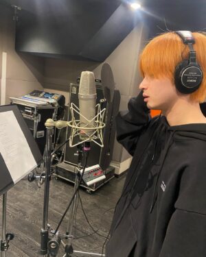 Ryosuke Sota Instagram - You-ragi『アオイアメ』
レコーディングの様子です🎤

#アオハライド