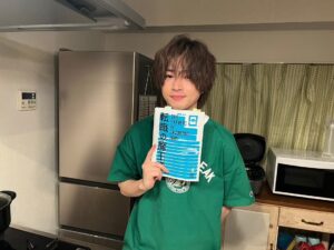 Ryosuke Sota Instagram - カンテレ・フジテレビ系
『#転職の魔王様 』
第4話今夜10時から放送です！
ぜひご覧ください😌