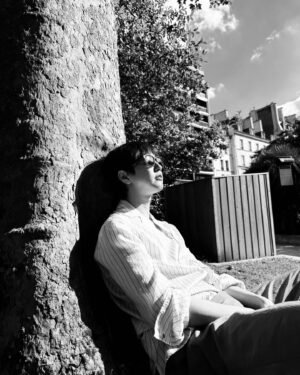Ryota Katayose Instagram - GIORGIO ARMANIとのご縁から
ミラノ・パリでの素晴らしいショーを拝見し
現地での時間を過ごすことが出来ました。
帰国から10日ほどが経ちましたが、
そこで見た景色と体験、重ねた時間は
これから歳を重ねても色褪せず、
それこそが深みとなり成熟して魅力を増し、
今後自分が表現者として生きる
糧となるに違いないと感じています。
得た価値観やインスピレーションから
これからたくさんの表現に
活かしていきたいと思います。🔥🥂✨ 
@giorgioarmani #giorgioarmani