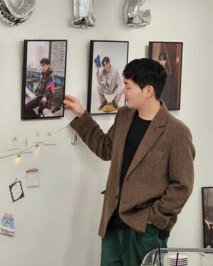 Ryu Kyung-soo Instagram - 2023
류경수의 하하호호흑흑모래모래자갈자갈.