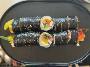 Ryu Soo-young Instagram - .
일요일엔 #김밥

#gimbap
