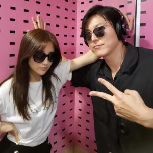 Ryu Soo-young Instagram - 오랜만에
#투샷

매일 오전 11시
sbs파워fm
#박하선의시네타운 🌟