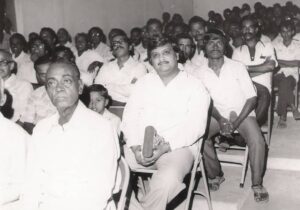 S. P. Balasubramaniam Instagram - Past gives experience and experience teaches lot of lessons...🎶🥰 #throwbackthursday 
#throwback
.
.
.
.
.
.
.
.
.
.
.
.
.
.
.
.
.

#spbalasubramaniam #spb #simplyspb #spcharan #tamilsong #telugusongs #kanadasongs #classic #classicalmusic #classical #class #songs #you #youtube #music #old #oldschool #oldsongs #throwback #goodmorning #goodvibes #goodtimes #goodsongs #happy #movies #film #orchestra #headphones #smile.