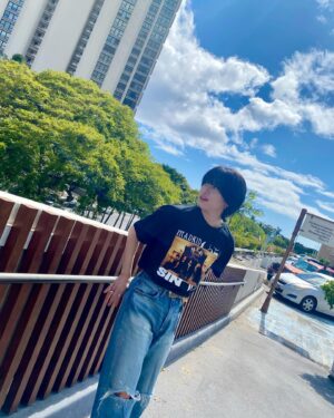 SHIN Instagram - 🌺🌴🔆

#shinchan_style #hawaii