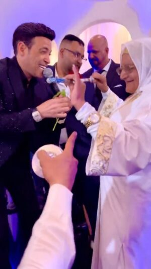 Saad El Soghayar Instagram - اللهم دمها نعمه حب الناس اهم من اي حاجه بفرح جدا لما بكون في فرح واشوف حد زي امي والناس الكبيره المحترمه بتحبني الحمدلله علي مدار سنوات اللهم دمها حب الناس وبس مش عايز حاجة تاني القبول والحب بتاع ربنا 🤍 #سعدالصغير