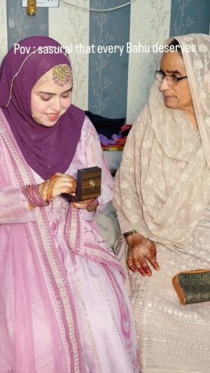 Saba Ibrahim Instagram - Alhamdulillah ma sha Allah for every ❤️
Thanku @khalid_niaz23