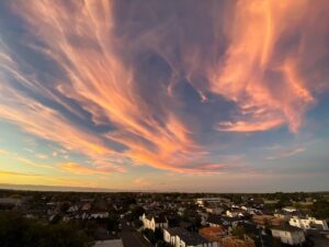 Saburo Tokito Instagram - 夕景＠NZ
#NZ #夕景 #夕焼け