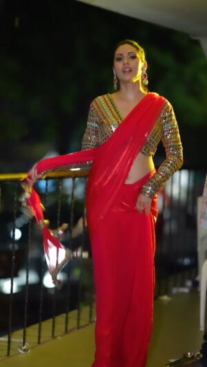 Sadha Instagram - ♥️♥️♥️

For #neethoneydance2.0 #semifinale on @starmaa 

Stylist @harinireddym 
Blouse @firoz_design_studio 
Ear rings @fashioncurvee 
VC @trendloud @karthikgubbala369 
Hair @srsaivenkat_ 
Asst @rakeshmanchi 

#reels #sadaa #sareelove