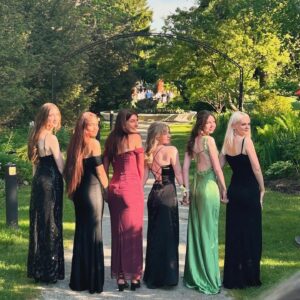 Sadie Munroe Instagram - prom !!