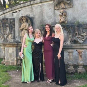 Sadie Munroe Instagram - prom !!