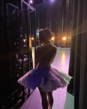 Sae Maeda Instagram - Loved performing @castdoncaster for the @royaloperahouse 'Chance To Dance' project today! ✨
Beautiful music by @nhbeddy ❤️❤️