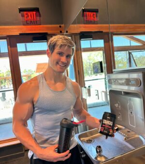 Sage Northcutt Instagram - Working out in my brother’s clubhouse 

#TeamRedcon1 Code Sage20 Link in bio