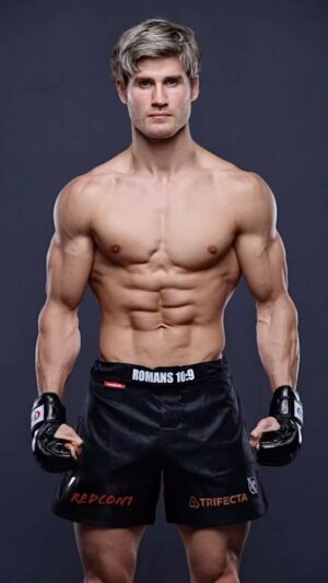 Sage Northcutt Instagram - Ready to rock tomorrow for #ONE165 

#TeamRedcon1