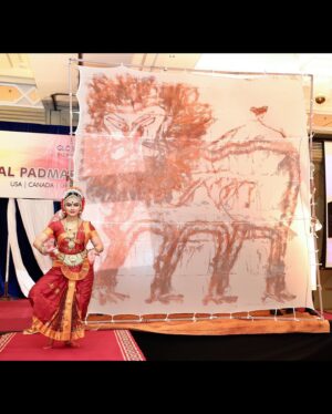 Sahithi Avancha Instagram - Today, I proudly share with you all my passion for dance, a craft l've worked hard to master throughout my journey! Through classical dance, l've learned discipline, control, and technique that helps me keep the perfect form. I am so proud to celebrate the beauty and grace of my classical dance. From learning my first step, to perfecting complex sequences and expressing my art through each move, I would like to take this moment to thank my Guru, smt vani Ramana garu @_vani_ramana 🙏🏻I owe so much to my guru for her support, guidance, and kindness. Thank you for believing in me and guiding me along this journey.
I hope to continue to express myself through dance.
Here's to many more years of expressing myself through the timeless art of dance.
✨✨

#dance#kuchipudidance#simhanandinidance#artofdance#kuchipudi#newpost#dancepost#danceperformance