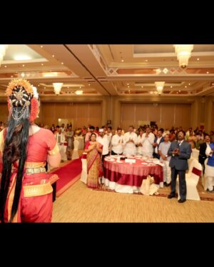 Sahithi Avancha Instagram - Today, I proudly share with you all my passion for dance, a craft l've worked hard to master throughout my journey! Through classical dance, l've learned discipline, control, and technique that helps me keep the perfect form. I am so proud to celebrate the beauty and grace of my classical dance. From learning my first step, to perfecting complex sequences and expressing my art through each move, I would like to take this moment to thank my Guru, smt vani Ramana garu @_vani_ramana 🙏🏻I owe so much to my guru for her support, guidance, and kindness. Thank you for believing in me and guiding me along this journey.
I hope to continue to express myself through dance.
Here's to many more years of expressing myself through the timeless art of dance.
✨✨

#dance#kuchipudidance#simhanandinidance#artofdance#kuchipudi#newpost#dancepost#danceperformance