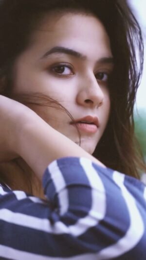 Sahithi Avancha Instagram - 🌙✨

#newreel#instareel#me#love#slowmo#nature

Vc: @mkphotoofficial