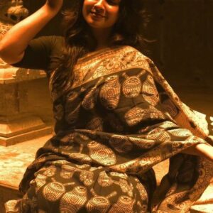 Sahithi Avancha Instagram - This song✨️🫶🏻💝

@keerthana_vijayy 💥💫

#oldsong#akashamenatido#traditional#saree#movie#instaviral#sahithiavancha#dance#kuchipudi#tollywood#telugusongs