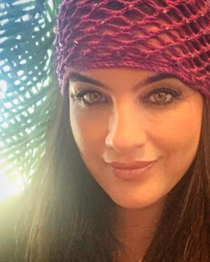 Şahnaz Çakıralp Instagram - 💜🍫
