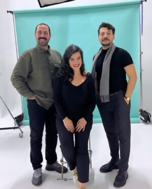 Şahnaz Çakıralp Instagram - 27 Mart Dünya Tiyatro Günümüz kutlu olsun 
Tiyatro için emek veren tüm meslektaşlarımın bayramını kutluyorum 
Bugün Antalya’da “ Bana Bunu Yapma” oyunu ile sahnede olacağız.