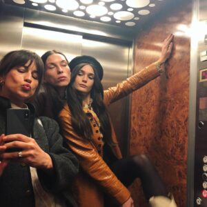 Sai Bennett Instagram - Happy dump 🖤
