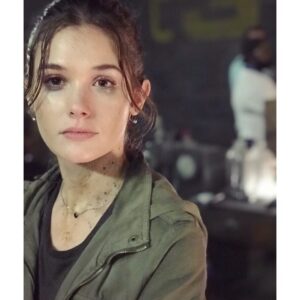 Sai Bennett Instagram - No more screaming 🐊💚 that's a wrap on #lakeplacid thank you to all the amazing people involved