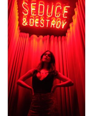 Sai Bennett Instagram - ❤️HBD2ME❤️ #livingmybestlife #itsmybirthday #haveidoneenoughpostsaboutit 📸 @shireen138