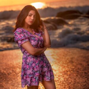 Sai Priya Deva Instagram - If you’re soul is beautiful 😻 your frame will be same 🥰🤟🏽🙌🏼#beach #happylife #happy #positivevibes #positivity #beyourself #loveyourself #frames