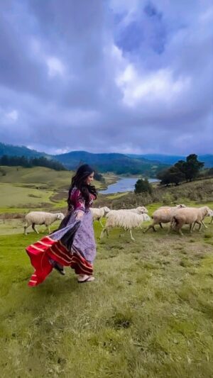 Sai Priya Deva Instagram - “ Take a quite walk with Mother Nature. It will nurture your mind body,and your soul. “ #love #london #lovestory #loveyou #instagram #instamood #mothernature #mind #soul #body #nature #naturelovers #pretty #prettygirls #spirituality #spiritualawakening #instadaily #naturephotography #beautybloggers #beauty #loveislove