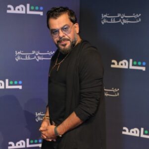 Saif Oreibi Instagram - سعدت بدعوتي لحفل استقبال منصة شاهد الذي اقيم بالقاهرة داخل فندق ريتز كارلتون تحت مظلة "مجموعة MBC" وضمن فعاليات مهرجان القاهرة السينمائي الدولي الـ 44 .

وسعد اكثر بوجود كوكبة من نجوم الأعمال الدرامية من اصدقاء وزملاء تشاورنا سريعا في بعض الأعمال والأفكار المؤثرة في المزاج الترفيهي لدى المشاهد والتغيرات التي يجب أن تحدث لتواكب متغيرات الصناعة عالميا لارضاء واقناع المشاهد. الذي أصبح أكثر وعيا بالتفاصيل.. واليكم بعض الحضور من النجوم والمؤثرين في عالم الفن