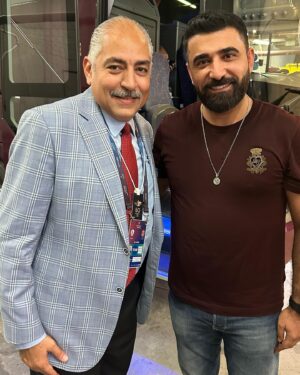 Saif Oreibi Instagram - شكراً لإدارة فريق النادي الأهلي ولاعبيه وجهازه الفني على الدعوة الكريمة وعلى تلك اللحظات التذكارية الرائعة التى لا تُنسى .. والتى تكللت وتجملت بكأس السوبر في ليلة من أجمل ليالي القلعة الحمراء باستاد هزاع بن زايد في دولة الإمارات العربية المتحدة .. وانتظروا أغنية إهداء من شركة مقام لفريق النادي الأهلي 

غناء وألحان عماد كمال 
كلمات أحمد حسن راؤول
#النادي_الاهلي @alahlyegypt 
#سيف_عريبي