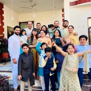 Saisha Bajaj Instagram - Celebrating the festival of love n happiness with friends n family . 
Happy Diwali to all 
#diwali #festiveseason #happydiwali #happiness