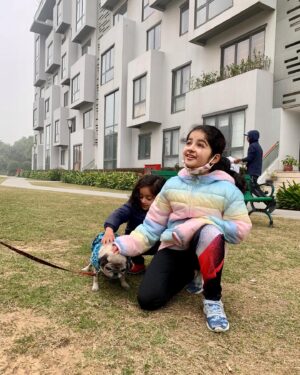 Saisha Bajaj Instagram - Sunday fun with @kabir_s_bajaj 
#sundayfunday #homesweethome