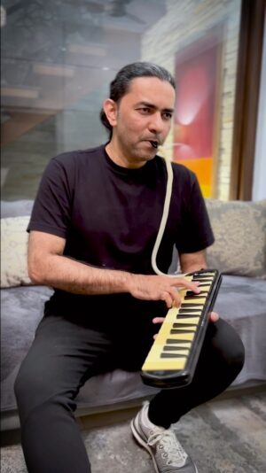 Sajjad Ali Instagram - “Raat yun dil mein teri khoyi hui yaad aayi”… Kis kis ko yaad aayi? ♥️
