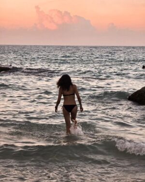 Sakshi Chaudhary Instagram - Chasing sunsets ♥️♥️♥️

#love
#life
#mood
#instagood 
#trending