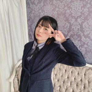 Saku Mizuno Instagram - SSR  おふしょっと✌️

ブロマイド購入ページ↓
https://www.rocket-exp.com/s/R/artist/100001/item?rw=40