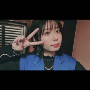 Saku Mizuno Instagram - オフショあったよな〜と思ってカメラロール見たら自撮り1枚しか無かった……

記事にたくさん載せて頂いたのでぜひ見てください〜🤗💙
 

https://seigura.com/news/100353/
#声優図鑑  #こえずか