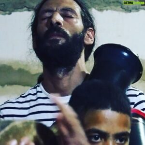 Salah Bensalah Instagram - لا يوجد فرق كبير بين الشرق والغرب، والجنوب والشمال ، فمهما كانت وجهتك، يجب أن تجعل الرحلة التي تقوم بها رحلة في داخلك
 #شمس_تبریزی