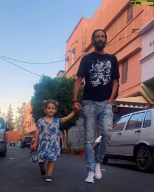 Salah Bensalah Instagram - 🎩✌️💚😉
.
.
.
#photooftheday #travelphotography #filmmaking #cinematographer #viral #fyp #salahbensalah #filmmaking #followme #travel#acting #summer#adventure#casablanca🇲🇦 #photographie#adventures#adventures
#salahbensalah#globalphotography
#worldphotographyday#followｍe  #smile😊#travelphoto#heaven_of_travel_#@adveture_world#cinema#theadventurechallenge#adventuretime#
#modellife