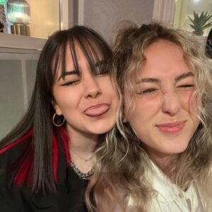 Salena Instagram - we‘re back in the studio babes