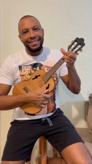 Salgadinho Instagram - Um dos solos de introdução de samba, mais marcantes de todos os tempos 
Viva o cavaquinho 🫶🏽
#samba #pagode90 #vida #live #alegria #happy #musica #music #brasil #word