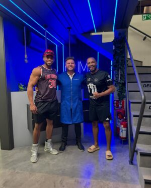Salgadinho Instagram - E vem mais projeto com nosso querido paciente e amigo @salgadinho 

Todo suporte maravilhoso da nossa @pumpmedicina 

Acompanhamento do Personal @eusourenandavid 

#medicinaesportiva #nutrologia #nutrologiaesportiva #emagrecimento #hipertrofia #bodybuilding #mensfisique #classic #analiafranco #analia #tatuape