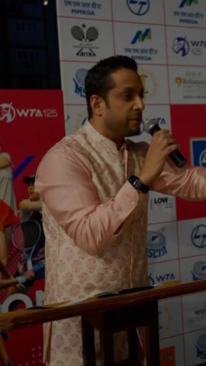 Salil Acharya Instagram - #tennis has always been a close second to #cricket for me … and super chuffed to pull together some crucial partnerships for the #WTA tour .. mumbai open .. fabulous talent fabulous event .. and of course the mic in my hand 
Edits : @01dhanashrinagwekarphotography 
#host #partner #tennis #india