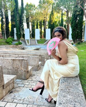 Salma Hindy Instagram - Had the absolute honour of celebrating Palestinian love in Spain this past week, with the happiest bride I’ve ever seen 😍😍😍 alf alf mabrook to my sister @larafeh7 & @bilalabusaad - who brought together the most wonderful group of souls from all over the world. Thank you all for giving me a family for a week 🥹 and for convincing me to come back to both Spain and New York (didn’t take much). I’m tanned, healed, inspired and sweaty from dancing all at once 💗💗💗