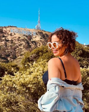 Salma Hindy Instagram - 3 months in the citchy ✨💫

Thank you to everyone who donated so far. We raised $2500 overnight. Link in my bio to help   keep spreading the word 🍉

And to all my wonderful SoCal friends, see you tomorrow at @nmfdcomedy where I will give you a 3 month LA review 🙂‍↕️(plus a hug)