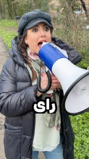 Salome Seyednia Instagram - واقعا چجوری دلتون اومد عمووود رو افقی کنین؟! 🙃 
#سیرک_انتخابات 
#رای_بی_رای 
#در_خانه_میمانیم 
@salome.seyednia