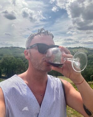 Salvatore Antonio Instagram - 🍇🍷🫒🇮🇹😎