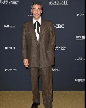 Salvatore Antonio Instagram - Last night was night 2 of the #canadianscreenawards, and I was honoured to be nominated for Best Supporting Actor in a Drama Series for @slashertvofficial. It was made all the sweeter to have my dearest @pbrancs be nominated in the same category! Neither of us won a trophy, but that saves us having to split it in two. We were surrounded by fellow castmates/pals who sweetly cheered us on— thank you @lisaberrylive @sabrinagrdevich @sadie_snow & @michael_seater. Thanks to @thecdnacademy for the recognition— it means a lot. 🙏🏼
.
📸: @georgepimentel1 & @sabrinagrdevich