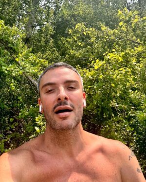 Salvatore Antonio Instagram - ☀️&🏃🏻‍♂️ & 📸 & 💦
.
(who even am I?)